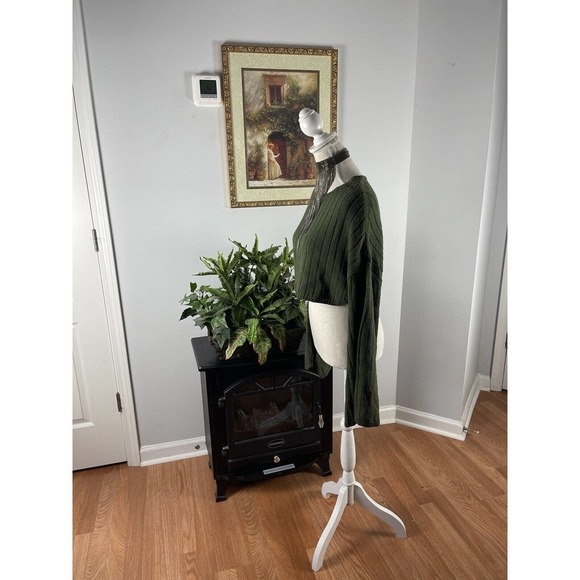 No Comment Women's Green Scoop Neck Bell Sleeve Pollover Knit Sweater Cropped XS - Picture 3 of 8